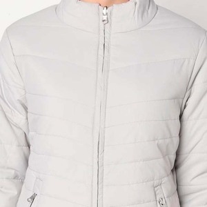 Chaquetas Acolchadas para Mujer al Por Mayor, Personalizadas, MOQ Bajo, Ropa Abrigada, Ajuste Entallado, Estilo Urbano, Chaqueta Acolchada para Mujer - Product Image 3