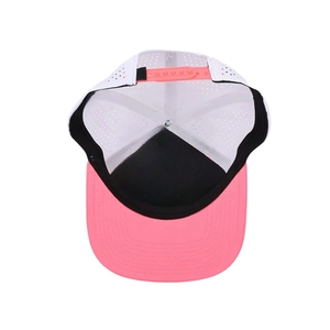 Casquettes de golf de performance fabriquées par un professionnel, perforations laser pour la ventilation, casquette 5 panneaux bicolore, logo brodé 2D 3D personnalisé - Product Image 6
