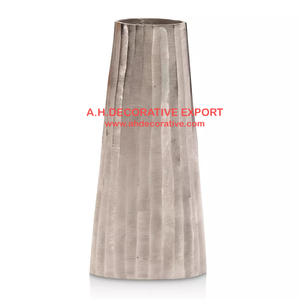 Florero Moderno Minimalista, Hecho a Mano en Aluminio Fundido, Nueva Generación, Centro de Mesa para Bodas, Venta Directa para Hogares de Lujo - Product Image 3