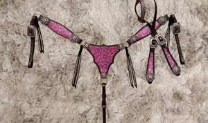 Luxury Premium Western Horse Tack Set Logotipo personalizado Pecho de cabeza para montar Caballo de tiro completo Hecho de cuero de alta calidad - Product Image 3