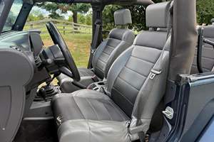 Jeep Wrangler X 4x4 d'occasion de 2007, boîte manuelle 6 vitesses, moteur V6, entretien récent, modifications tout-terrain, sans réserve - Product Image 5