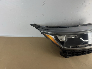 Solo para Honda CR-V 2017-2022, Faro Delantero Halógeno Lado del Pasajero con LED OEM, en Venta Ahora - Product Image 3