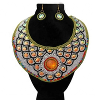 Princesa moda galería Cowrie Shell diseño colorido bordado cuentas collar pendientes moda diseñador joyería conjunto bonito