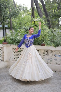 Navratri Special Kora Cotton Avec Leheriya Print Et Mirror Lace Lehenga Choli Fabricant Et Fournisseur De surta - Product Image 6