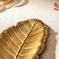 Plateau décoratif réutilisable en aluminium doré en forme de feuille de Malabar ou plateau en métal en forme de feuille de saule, style Art Déco