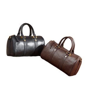 Sac bandoulière en cuir pour femme, style mode, logo personnalisé, couleur au choix, sac messager en cuir pour filles et femmes. - Product Image 1