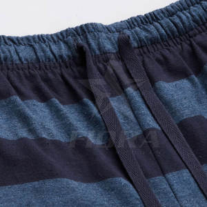 Short d'extérieur décontracté pour hommes avec logo personnalisé Léger et surdimensionné Fermeture à la taille élastique Motif solide Prix de gros - Product Image 4