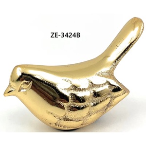 Figurine de cheval en aluminium plaqué argent de luxe tendance, faite à la main, pour la décoration intérieure, sculpture avec gravure antique - Product Image 4