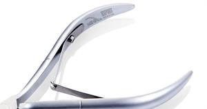 Pinzas para cutículas de uñas de acero inoxidable de alta calidad profesional NGHIA, el mejor juego de manicura exportado para decoración de uñas con acabado gris - Product Image 3