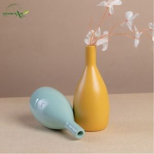Jarrón Decorativo de Bambú Hecho a Mano con Diseño Art Deco, Forma Enrollada y Características Ecológicas - Product Image 2