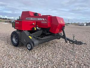 Envío Gratuito, Empacadora de Heno Cuadrada Mini Massey Ferguson Hesston 1840, Maquinaria Agrícola para la Compresión de Pasto - Product Image 2