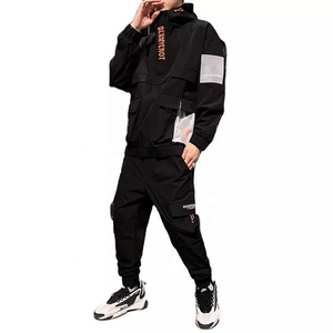 ชุดวอร์มฮิปฮอป100% 2ชิ้นผ้าโพลีเอสเตอร์สำหรับผู้ชายชุดวิ่งออกกำลังกายแบบกำหนดเองพิมพ์ลายนูนขนาด6XL ฤดูหนาว - Product Image 1