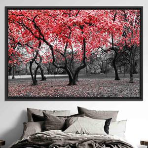 Impression sur toile d'arbre à fleurs rouges : décoration murale moderne pour chambre à coucher, toile encadrée noire - Product Image 1