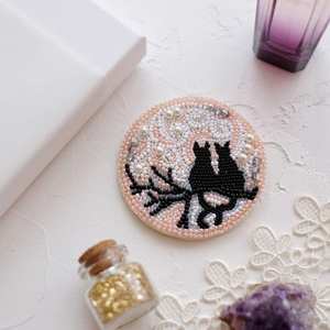 Broches con cuentas Broche de diseñador hecho a mano. Accesorios de alta calidad. Broche de diseño único. Baby shower, el mejor regalo. - Product Image 6