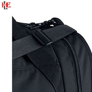 Vente en gros Grand sac de sport en néoprène Fermeture à glissière étanche Logo personnalisé Style décontracté unisexe Sports de plein air Nylon durable - Product Image 3