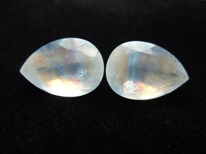 Piedra lunar arcoíris blanca natural facetada en forma de pera, excelente piedra preciosa suelta pulida para uso en joyería con piedra natal - Product Image 2