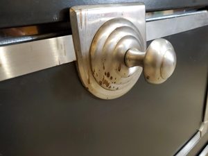 Horno de Gas de Doble Combustible La Cornue 1908 M-a-t-t-e Negro Satinado C-h-r-o-m-e con 5 Quemadores y Asador Eléctrico - Product Image 3