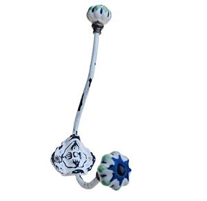 Crochets pour manteaux et chapeaux en fonte Shabby Chic Lavage vert clair avec boutons en céramique Crochets et rails Produit - Product Image 3