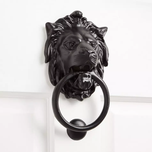 Aldaba de puerta con Forma de cara de lomo, duradero, elegante para el hogar, Hotel, villas, venta al por mayor, aldaba de Metal recubierto de hierro negro para Hotel - Product Image 1
