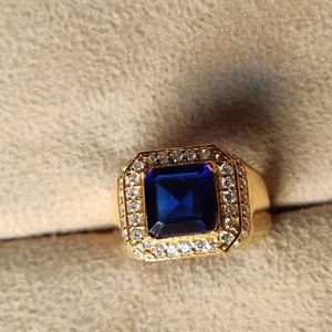 Grossista <span class=keywords><strong>14k</strong></span> oro massiccio fatto a mano da uomo anello con zaffiro blu anello in oro genuino anelli di fidanzamento venditore indiano pietra preziosa. - Product Image 1