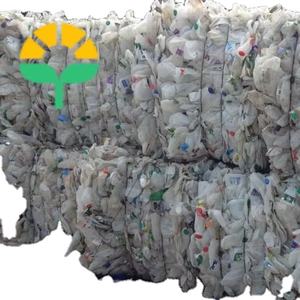 เศษพลาสติกอัดเกรด HDPE/พีพีรีไซเคิลเศษล้างทำความสะอาดสำหรับขวดนม PET-PC ก้อนวัสดุ - Product Image 1