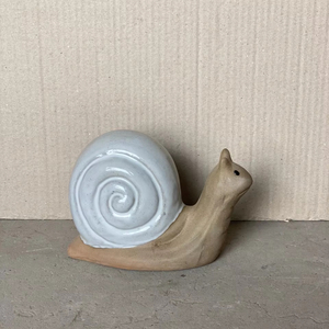 Macetas y jardineras de cerámica animal modernas hechas a mano, decoración de jardinería ecológica para el hogar, OEM/etiqueta privada al por mayor - Product Image 1