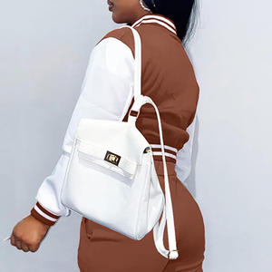 Top Design femmes Crop Varsity Jacket pour l'hiver prix de gros mode recadrée femmes Varsity Jacket - Product Image 3