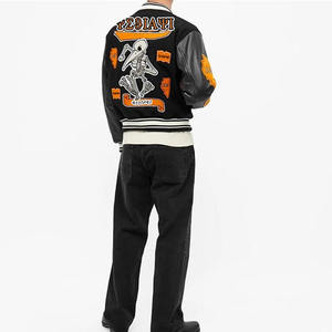 Chaqueta Universitaria Impermeable de Alta Calidad y Bajo Costo con Diseño de Logotipo Frontal para Compradores al por Mayor y Revendedores - Product Image 4