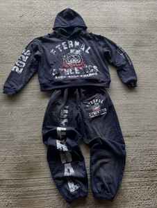 Conjunto Deportivo de Felpa de Algodón con Estampado Personalizado, Pantalones Deportivos y Sudadera con Capucha Desgastados y Rotos, Estilo Vintage Lavado Ácido, Chándal Holgado - Product Image 2