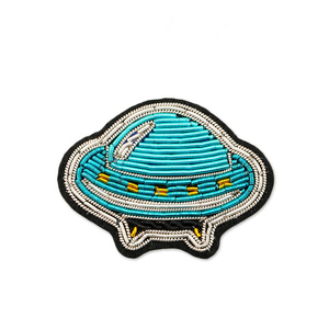 Broche de Moda Artesanal de Cobre con Diseño de Huevo y Motivo de Cuentas, Accesorio para Realzar Vestidos, Alta Calidad, Tamaño Personalizable, OEM - Product Image 5