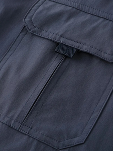 Chemise en satin à manches courtes décontractée et élégante pour homme, couleur beige unie, écologique, anti-froissement, séchage rapide, 100% polyester pour l'hiver - Product Image 5