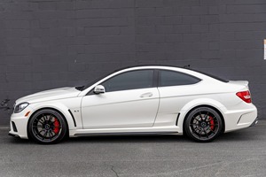Mercedes-Benz C63 AMG Serie Negra 2012 - Product Image 2