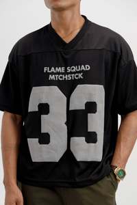 Camiseta personalizada Flame Unit 33 Mesh Jersey Boxy con estampado de sublimación de gran tamaño Y2K Streetwear Retro Mesh Unisex Graphic V Neck - Product Image 6