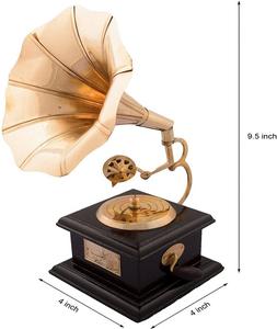 Décor de table en laiton Gramophone Showpiece pour la décoration intérieure hôtel bureau Antique Showpiece pour les meilleurs cadeaux uniques décoration en gros - Product Image 2