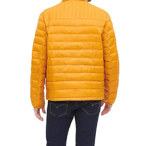 Chaqueta de Invierno Informal y Duradera para Hombre, con Materiales Suaves y un Ajuste Relajado - Product Image 2