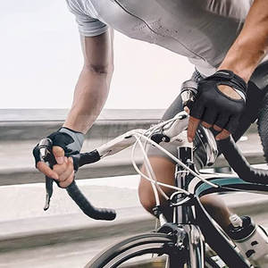 Guantes de entrenamiento de neopreno con logotipo personalizado para hombre, accesorio profesional antideslizante para gimnasio, entrenamiento físico, deportes al aire libre, levantamiento de pesas - Product Image 2