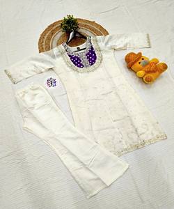 NUEVA LLEGADA SECUENCIA DE CODIFICACIÓN DE SECUENCIA BORDADA TRABAJO TOP BOTTOM SET FIESTA COLOR PÚRPURA DESGASTE PRECIO AL POR MAYOR ROPA ÉTNICA - Product Image 4