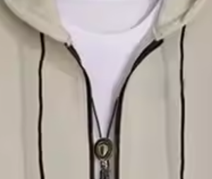 Conjunto de Sudadera con Capucha y Pantalones Deportivos para Hombre, Estilo Urbano, 100% Poliéster, Color Sólido, Informal - Product Image 4
