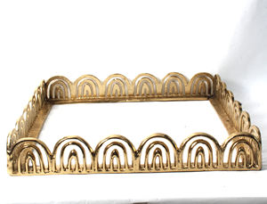 Elegante Bandeja de Servicio de Aluminio Fundido para Celebraciones Festivas que Agrega un Toque de Lujo a las Decoraciones del Hogar en las Fiestas - Product Image 3