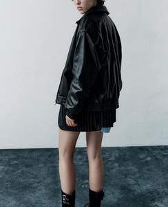 Chaqueta de Cuero Genuino de Peso Pesado con Logotipo Personalizado para Mujer, Talla Grande, Resistente al Viento, para Uso en Exteriores, Nueva Condición, Venta al por Mayor - Product Image 3