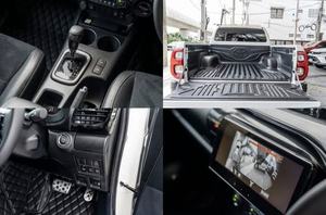 รถกระบะโตโยต้า ไฮลักซ์ คอนเควสต์ ดับเบิ้ลแค็บ ปี 2024 พวงมาลัยซ้าย ภายในสีเข้ม - Product Image 5