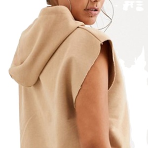 Sudadera con Capucha Corta Estilo Y2K para Mujer, de Alta Calidad, Antiarrugas, Transpirable, sin Mangas, con Cordón Ajustable y Diseño Estampado - Product Image 3