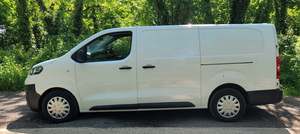 รถตู้มือสอง ปี 2020 ยี่ห้อวอกซ์ฮอล รุ่นวิวาโร 1.5TD 2900 L2H1 ไดนามิก พวงมาลัยซ้าย/ขวา - Product Image 2