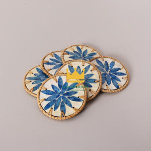 Sous-verres écologiques en rotin et bambou avec incrustation colorée Ensemble cadeau traditionnel vietnamien fait à la main pour la décoration intérieure - Product Image 2