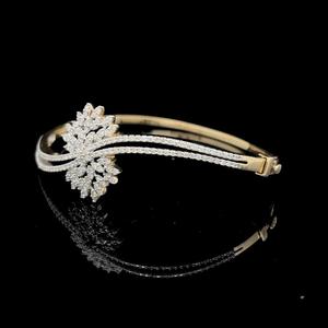 Pulsera de diamantes marquesa con baño de oro macizo de 14k personalizada para joyería unisex, moissanita totalmente engastada - Product Image 5
