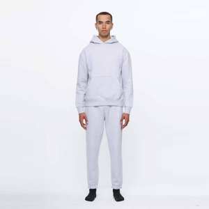 Survêtement pour hommes de haute qualité du fabricant pakistanais 2025 en grande taille OEM personnalisable avec un faible quantité minimale de commande pour l'hiver - Product Image 1