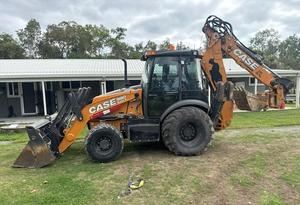 Cargador Frontal para Minicargadora Case 590SN, Cargador de Troncos con Capacidad de Carga de 9 Toneladas - Product Image 2