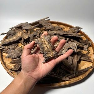 Virutas de madera Premium Oud para difusor de aromaterapia enfocado en la atención plena y soportes de incienso Incienso ahumado rico - Product Image 2