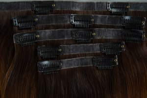 Extensions de cheveux naturels vierges Remy vietnamiens invisibles à bandes adhésives, couleur naturelle, prix de gros - Product Image 1