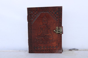 Revues en cuir sur mesure avec gautam bouddha en relief disponibles en différents modèles et couleurs pour la revente - Product Image 4